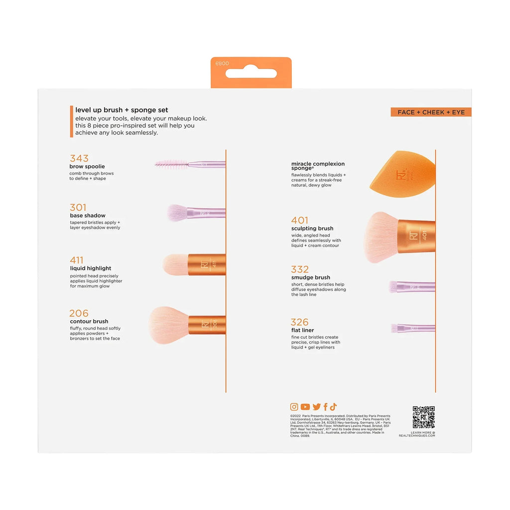 Real Techniques- Level Up Brush + Sponge Set