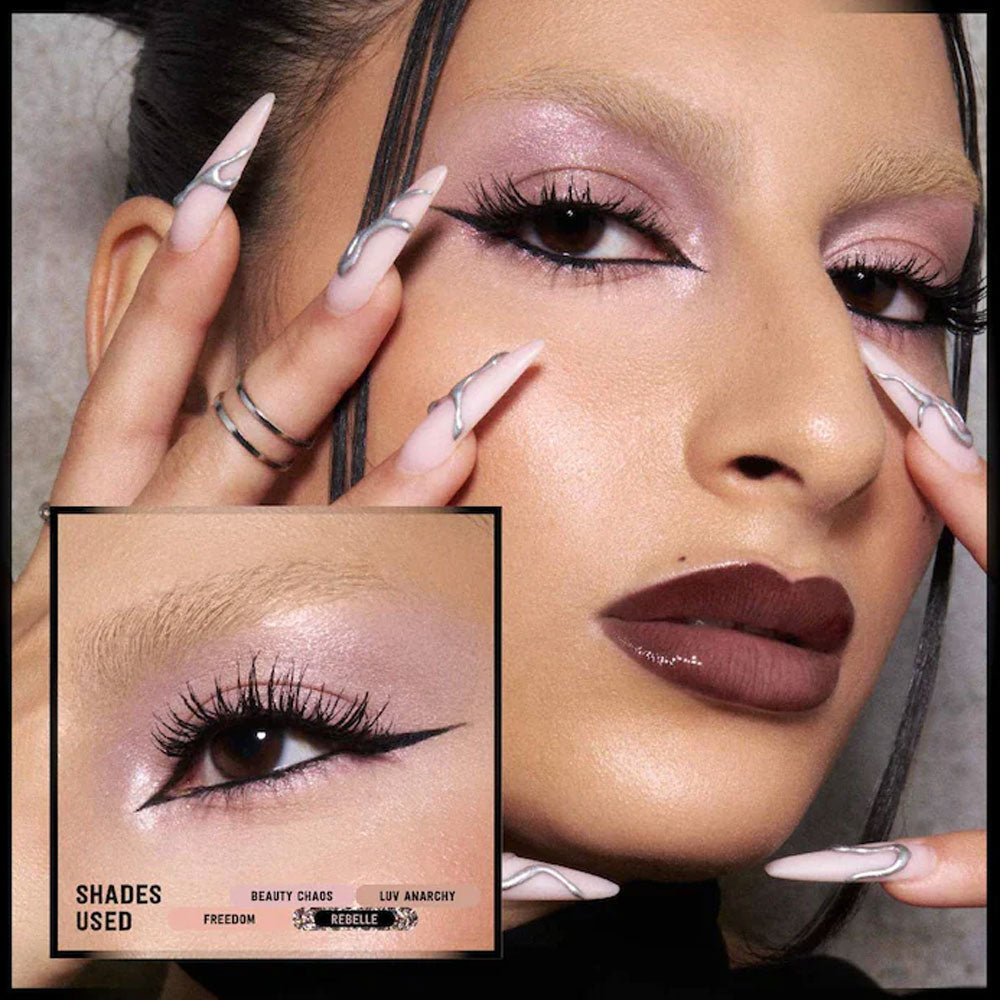 Huda beauty  Pretty Grunge Eyeshadow Palette