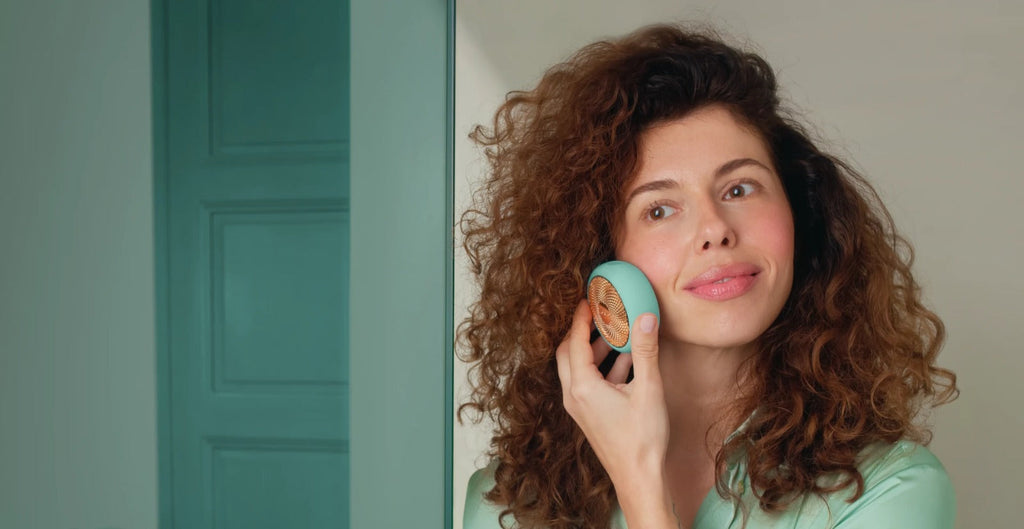 FOREO UFO 2 Facial Mask Device Mint