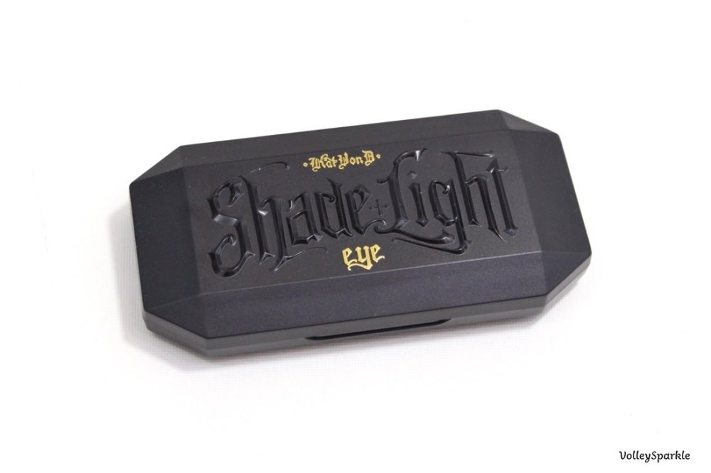Kat Von D Shade + Light Eye Contour Quad  Eye Palette