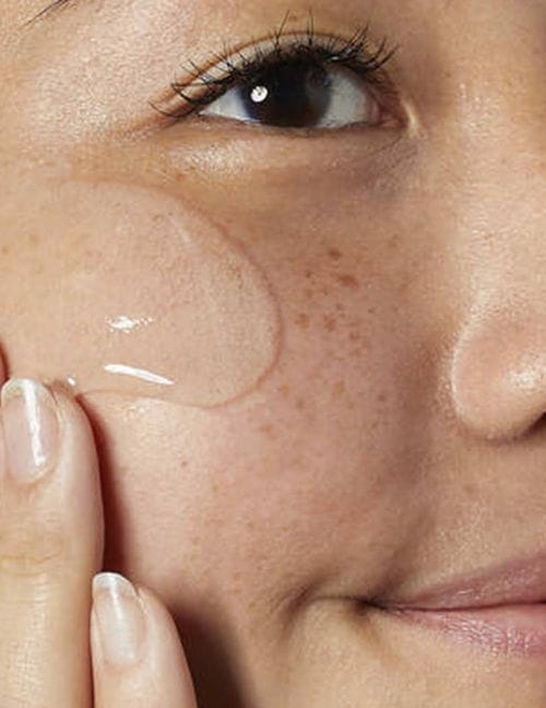 Kiehl's Clearly Corrective Brightening & Exfoliating Daily Cleanser - 150ml