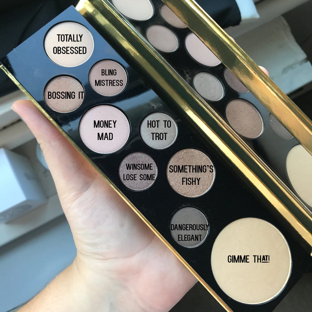 MAC POWER HUNGRY Palette 8 Shades Eye Shadow + 1 Highlighter