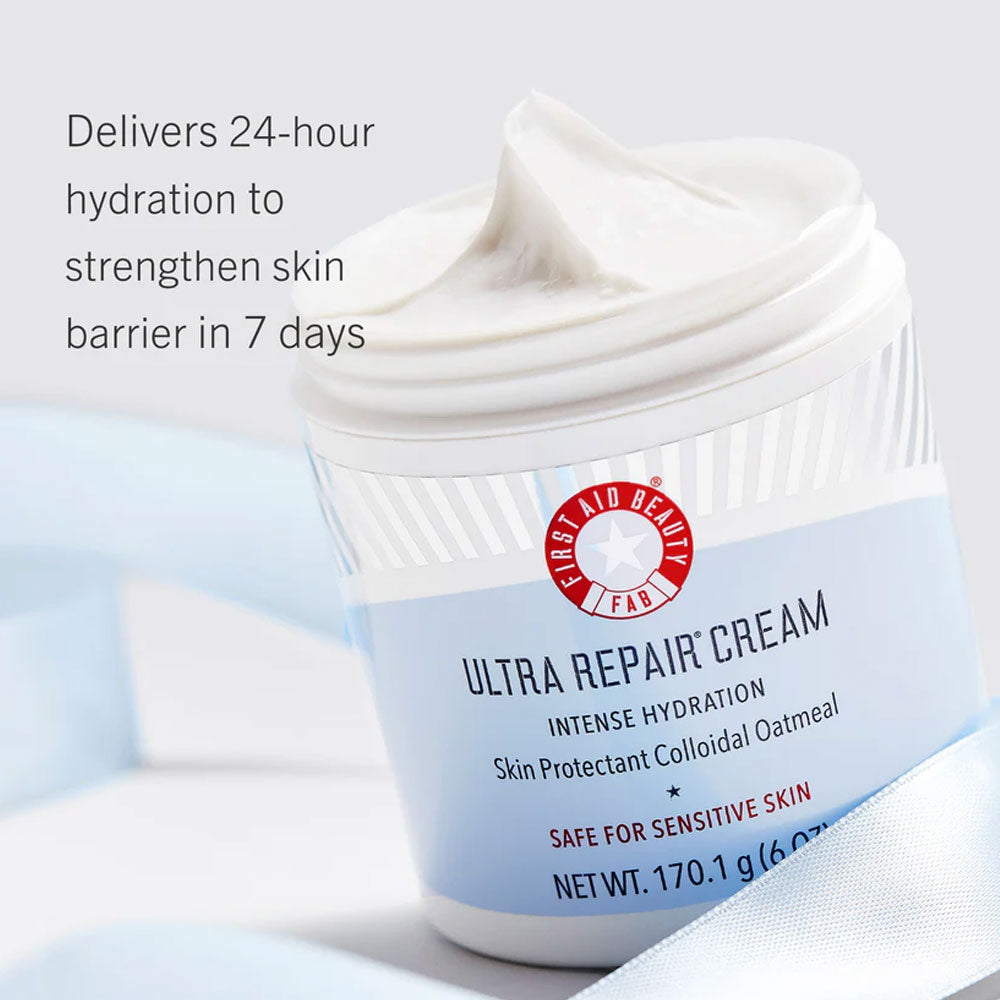 First Aid Beauty Bundle Up + Hydrate Face Holiday Kit